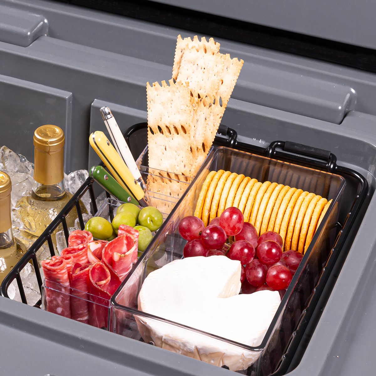 brutank-35qt-55qt-dry-rack-f7 brutank-dry-rack_accessory_alt-1.png